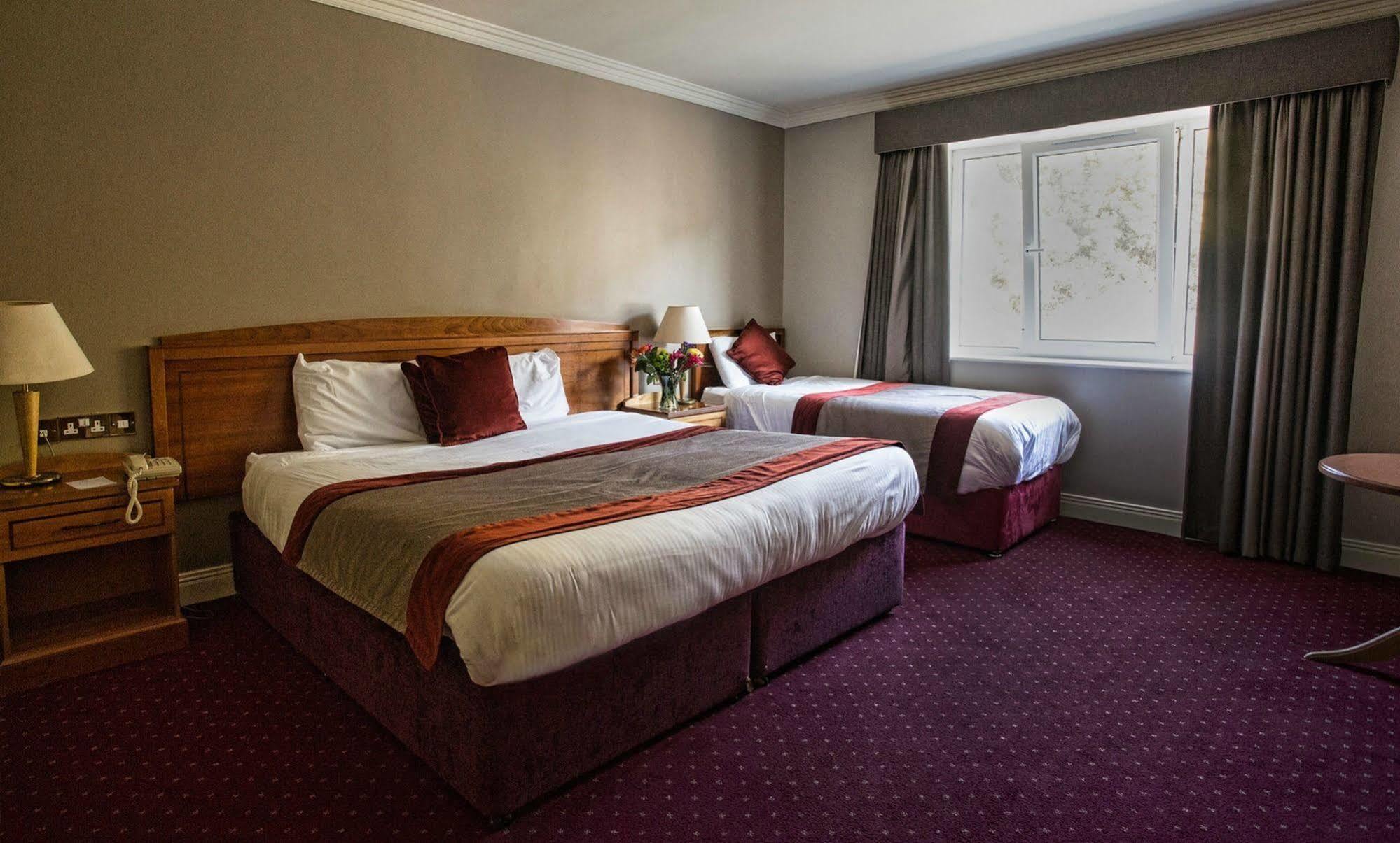 Carrickdale Hotel & Spa Dundalk Exterior foto