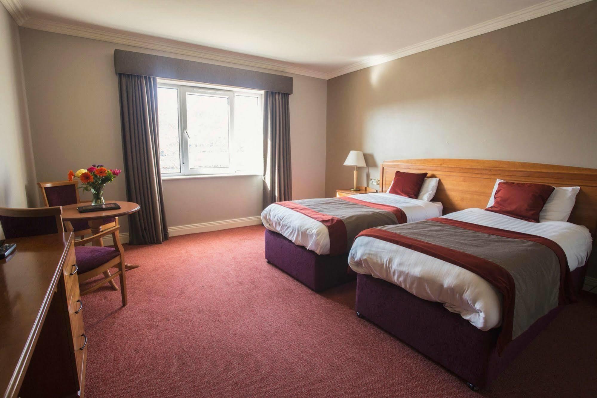 Carrickdale Hotel & Spa Dundalk Exterior foto