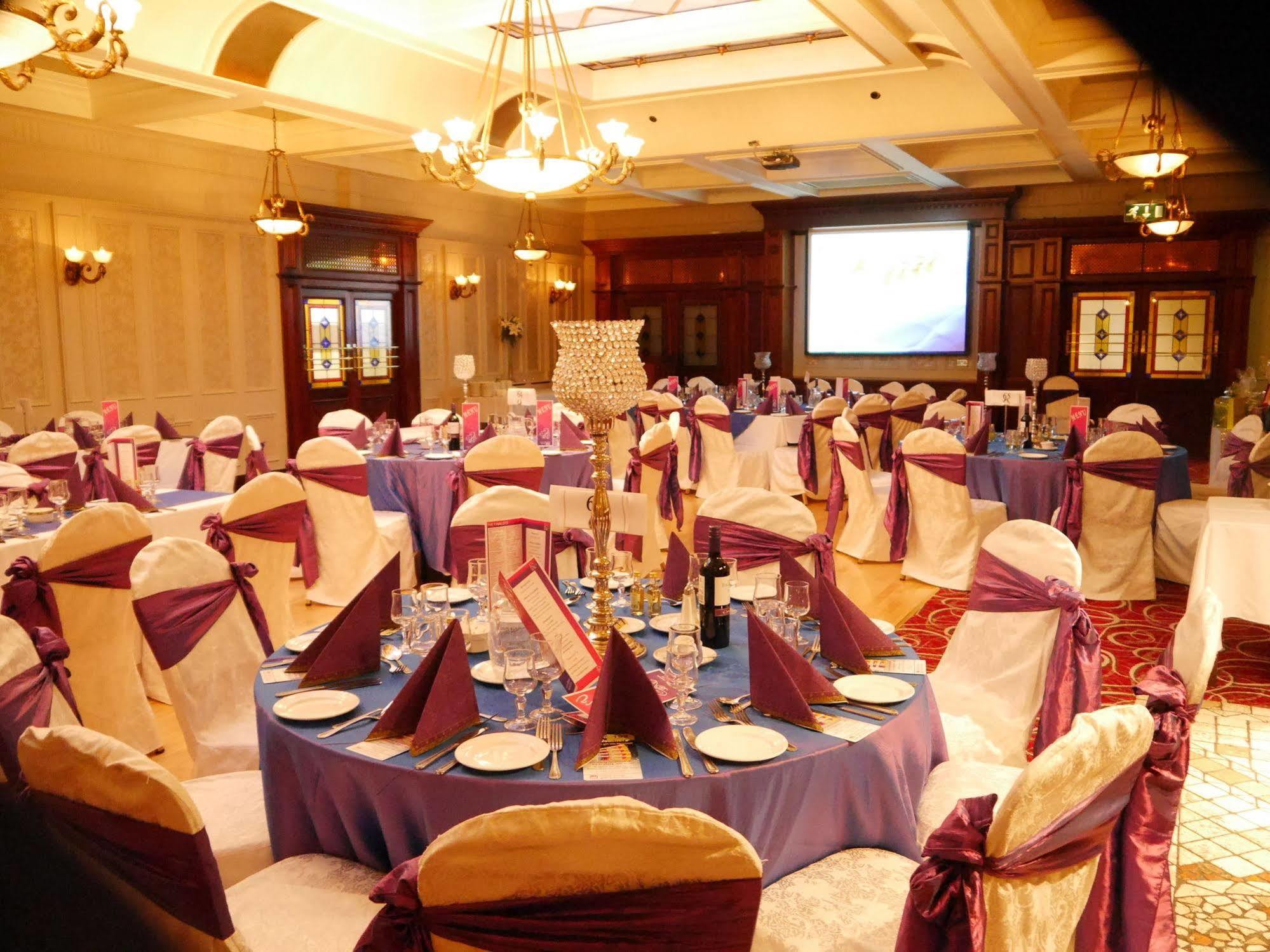 Carrickdale Hotel & Spa Dundalk Exterior foto